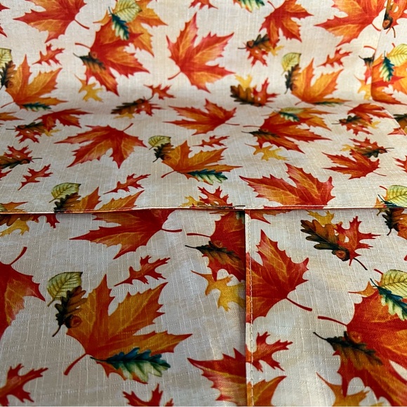 Home Collection Set of 4 Autumn Leaves Fabric Placemats 12” by 18” Falling Leave - Picture 2 of 8
